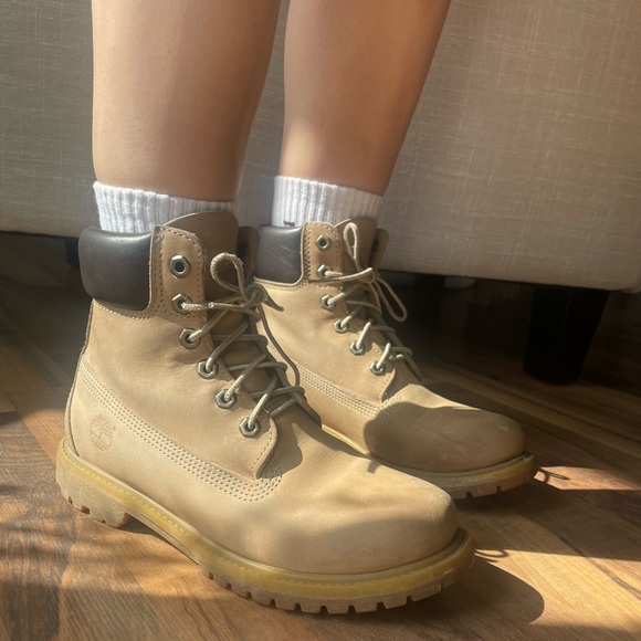 Women's Timberland Premium 6-Inch Waterproof Boot Size 8 - Picture 13 of 13